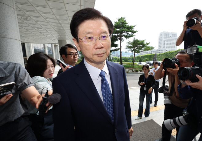 내란특검 출석하는 박종준 전 대통령경호처장<YONHAP NO-3778>
