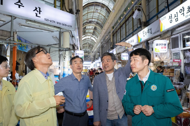 시장 내 폭염대응시설 점검 (3)
