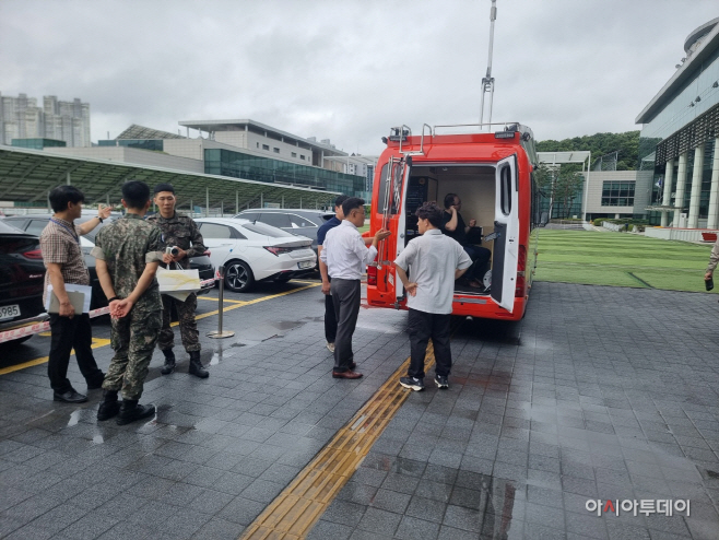 재난 현장 지휘본부 차량