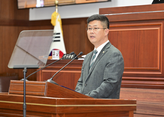 배형태 김천시의원 정책연구 용역 심의, 이제는 실질적 검증 강조