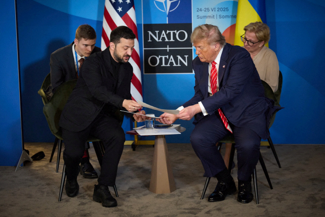 UKRAINE-CRISIS/POLITICS <YONHAP NO-5600> (via REUTERS)
