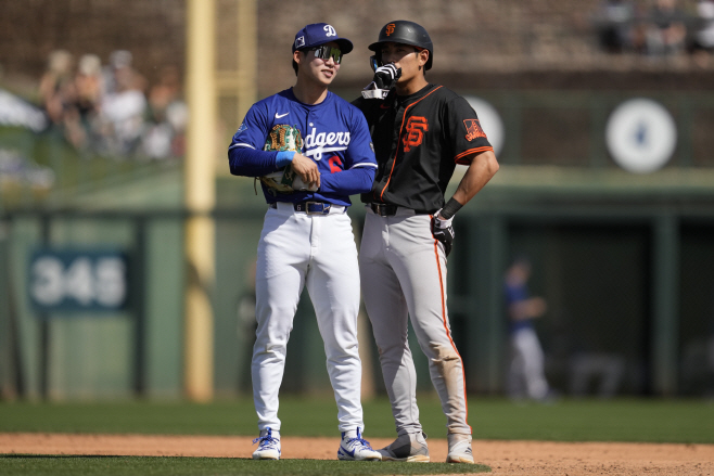 Giants Dodgers Spring Baseball <YONHAP NO-2286> (AP)