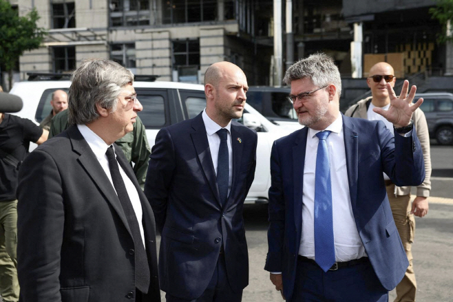 UKRAINE-RUSSIA-WAR-FRANCE-POLITICS-DIP... <YONHAP NO-3848> (AFP)