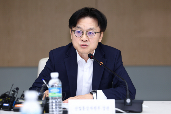 산업부 장관, 경제단체 및 업계와 대미 통상 긴...<YONHAP NO-2689>