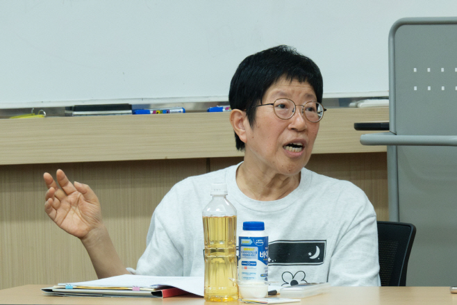 김정숙 선생님_ 연습지도 사진1