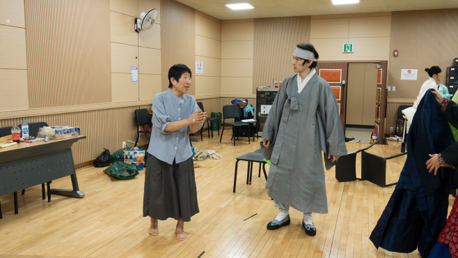 김정숙 선생님_연습지도 사진2