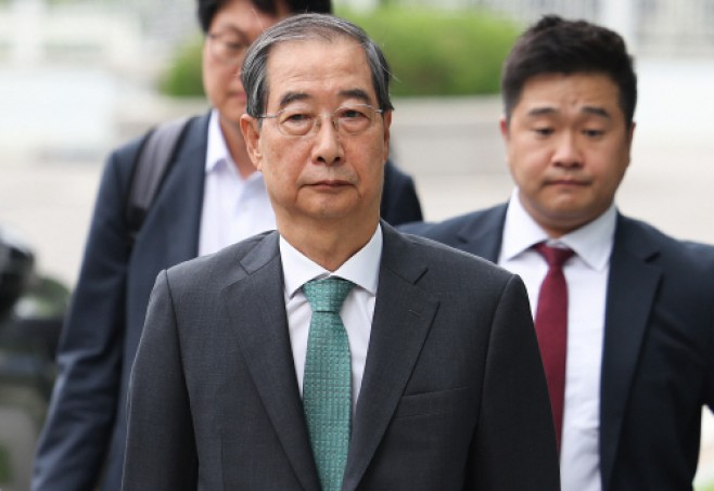 내란특검 출석하는 한덕수 전 총리<YONHAP NO-2547>