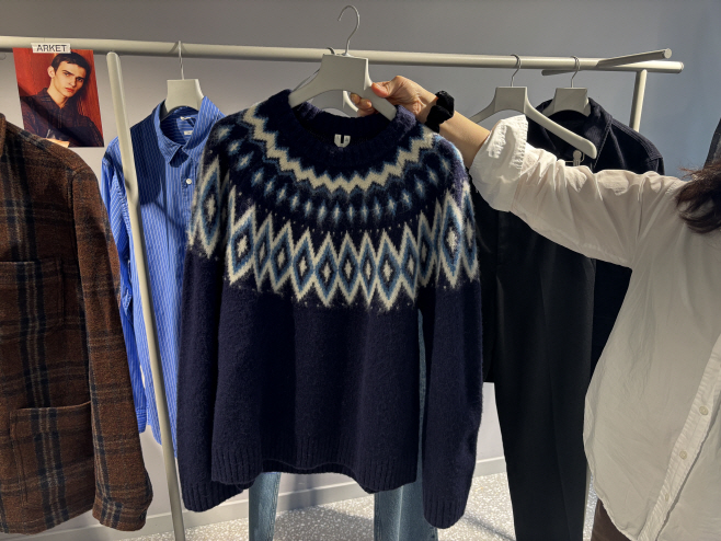 ARKET AW25 가을·겨울 컬렉션 프리뷰 프레스 데이