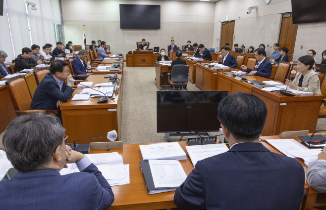 농해수위 법안소위 개최<YONHAP NO-3127>