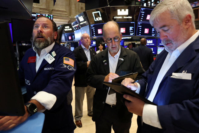 USA-STOCKS/ <YONHAP NO-0229> (REUTERS)
