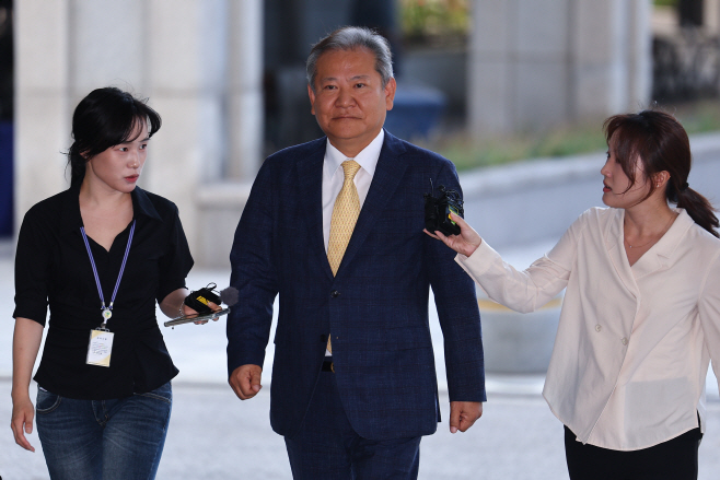 이상민 전 행안부 장관, 내란특검 출석<YONHAP NO-1768>