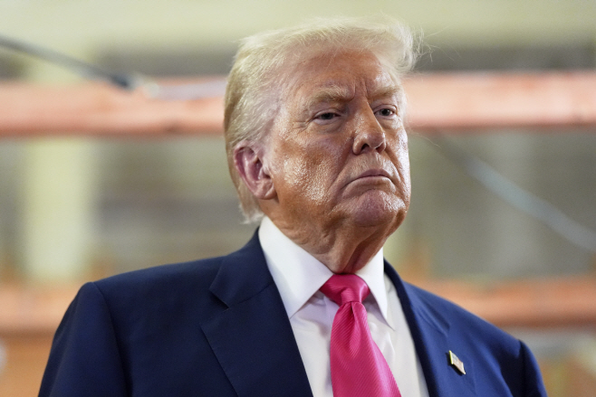 Trump <YONHAP NO-1273> (AP)
