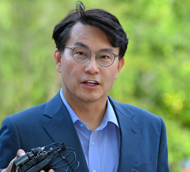 윤상현, 김건희 특검 출석