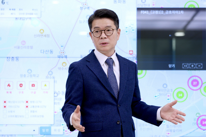 0727 스마트정책소통방에서 정원오 성동구청장 모습