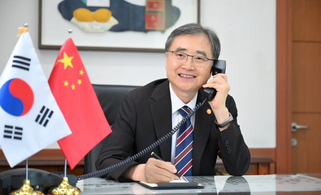 한중 외교장관 통화(7.28.) 사진