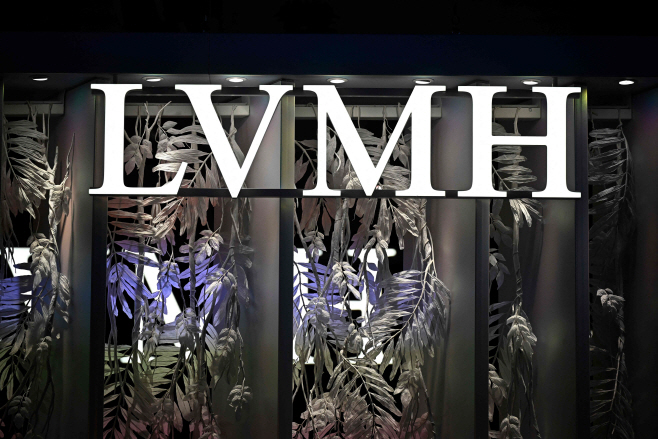 FILES-FRANCE-LUXURY-EARNINGS-LVMH <YONHAP NO-0508> (AFP)