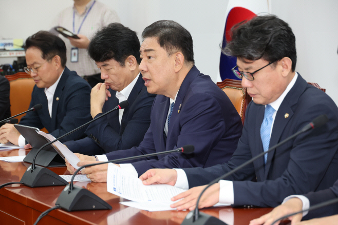 발언하는 김병기 당대표 직무대행<YONHAP NO-3189>