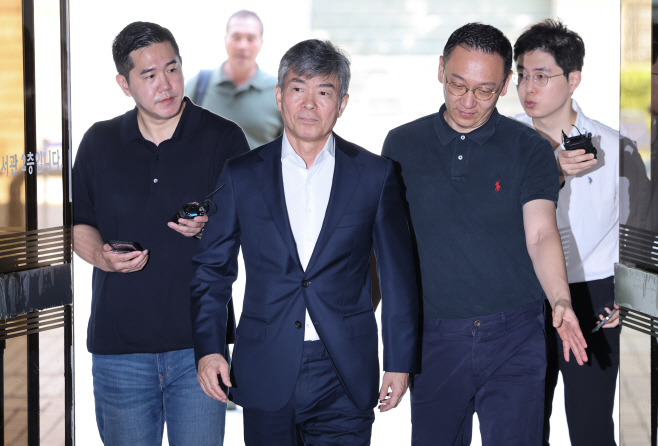 법원 출석하는 이종호 전 블랙펄인베스트 대표