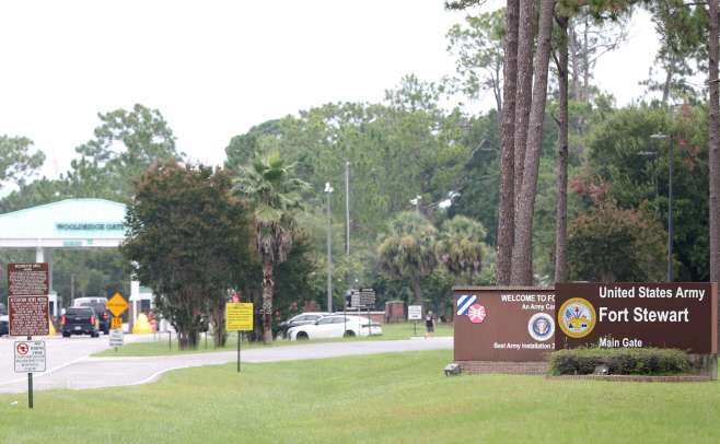 USA-SHOOTING/FORTSTEWART <YONHAP NO-0544> (via REUTERS)