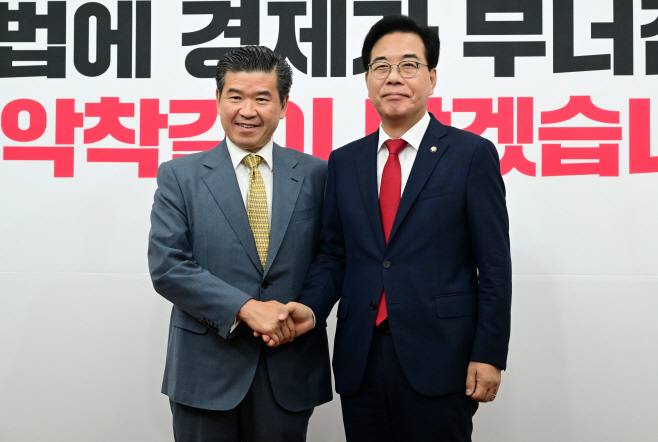 송언석-제임스 김-06