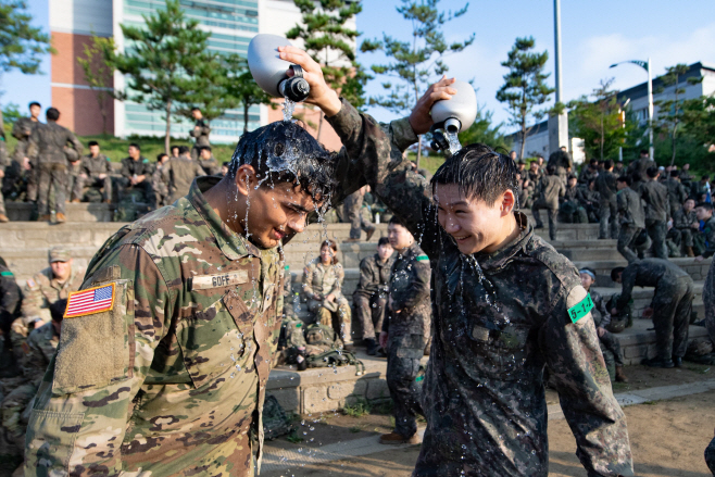 육군, 한미 ROTC 사관후보생 동반훈련<YONHAP NO-3206>