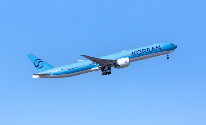 [사진1] 대한항공 B777-300ER