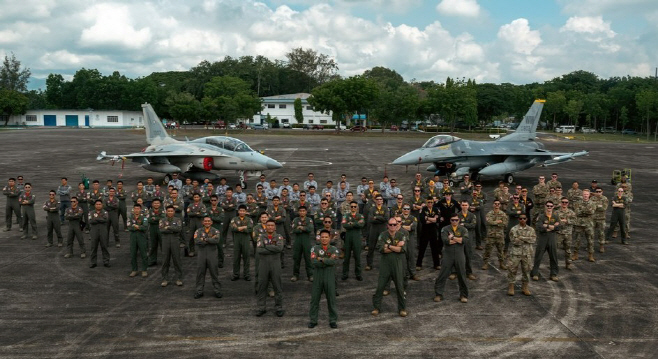 0812 FA-50 & F-16 필리핀