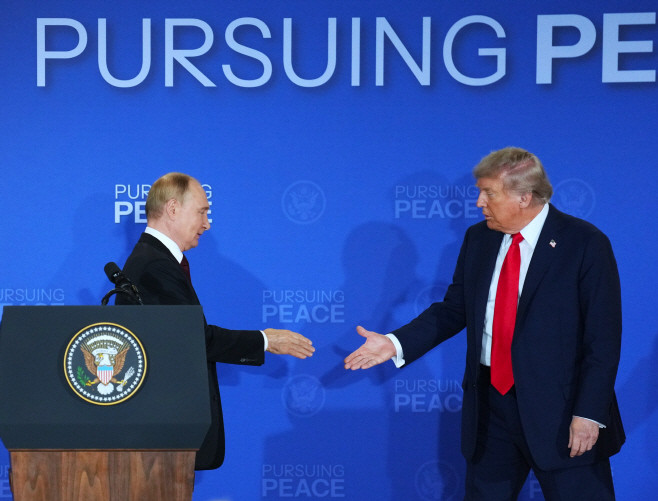 U.S.-ALASKA-ANCHORAGE-PUTIN-TRUMP-SUMMIT-PRESS CONFERENCE