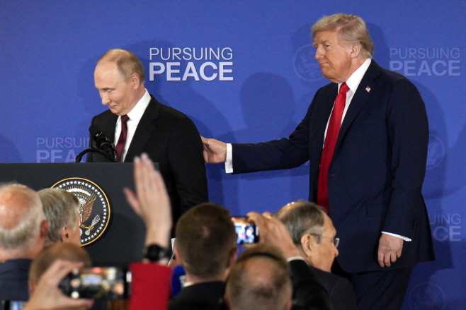 TRUMP PUTIN