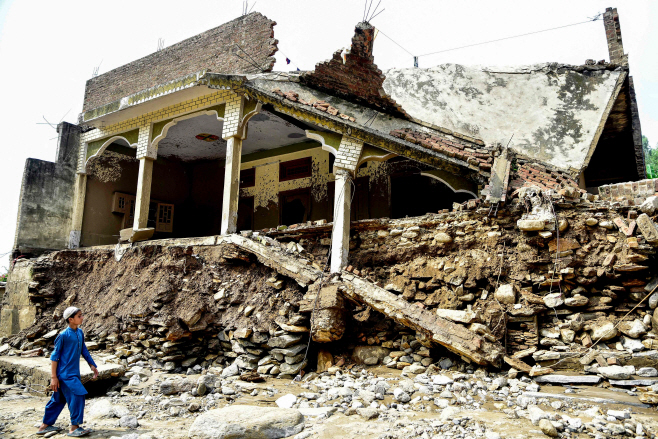 PAKISTAN-ENVIRONMENT-CLIMATE-MONSOON <YONHAP NO-3449> (AFP)