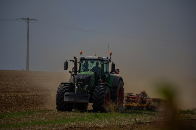FRANCE AGRICULTURE ENVIRONMENT <YONHAP NO-2563> (EPA)