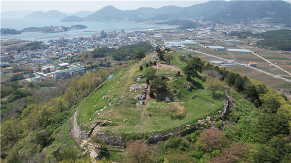 거제수정산성