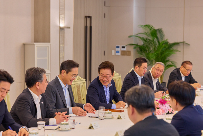 이재명 대통령, 미일 순방 경제인 간담회