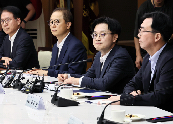 (25.08.20)석유화학산업 재도약을 위한 산업계 사업재편 자율협약식 개최05