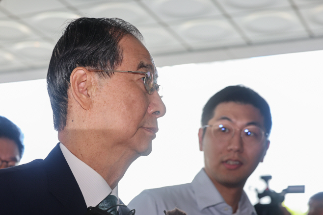 한덕수 전 총리, 내란특검 출석<YONHAP NO-3218>