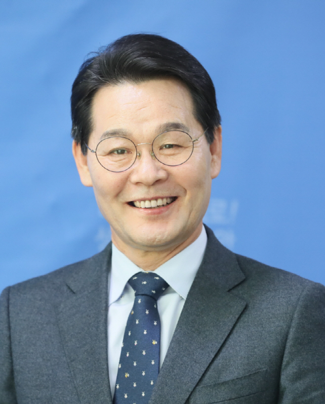 권익현