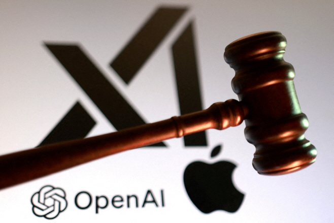 TECH-ANTITRUST/XAI-APPLE <YONHAP NO-4650> (REUTERS)