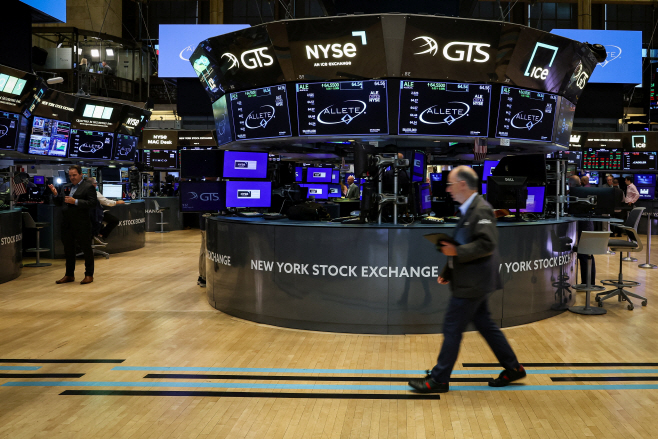 USA-STOCKS/ <YONHAP NO-0064> (REUTERS)