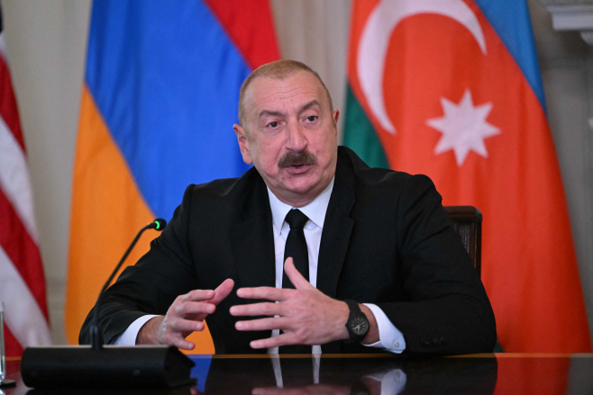 US-ARMENIA-AZERBAIJAN-DIPLOMACY-POLITICS <YONHAP NO-1845> (AFP)
