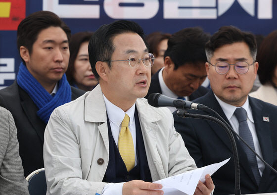 발언하는 박성준 원내수석부대표<YONHAP NO-2798>