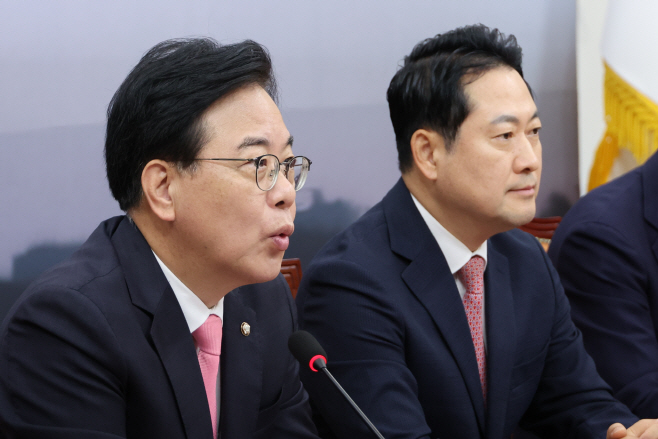 발언하는 송언석 원내대표<YONHAP NO-1095>