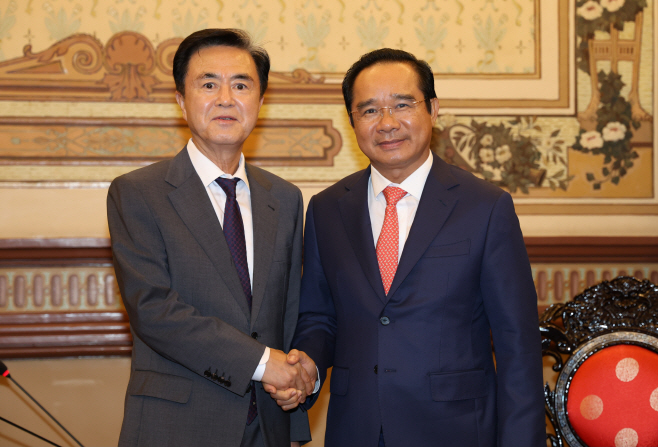 ‘베트남 경제문화 수도’와 교류 물꼬