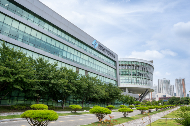 전북 완주군 한국전기안전공사 본사 전경
