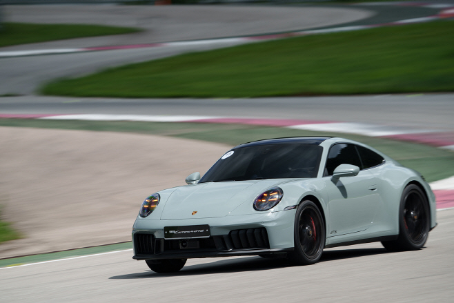 911 GTS_주행 (1)