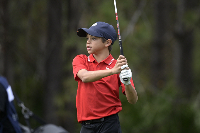 Woods' Son Ace Golf