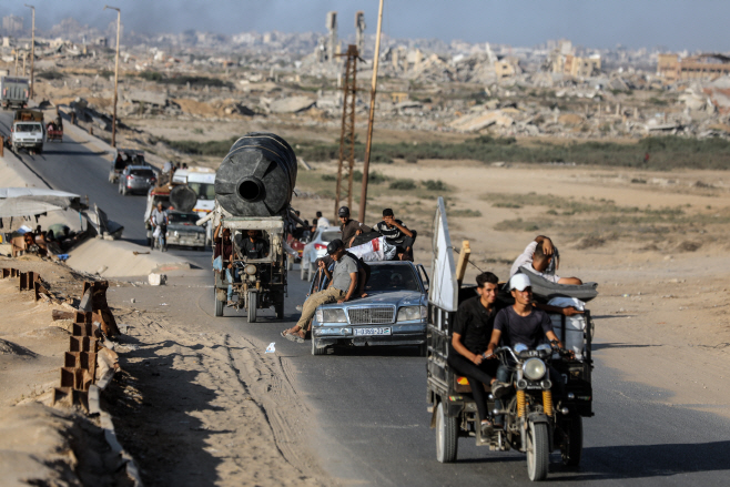 MIDEAST-GAZA-PALESTINIANS-DISPLACEMENT <YONHAP NO-3713> (XINHUA)