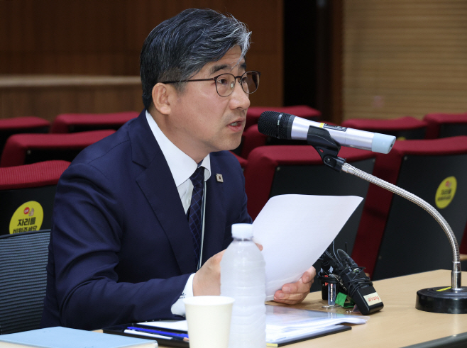 발언하는 류덕현 재정기획보좌관