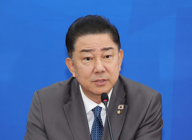 민주당 정책조정회의<YONHAP NO-2624>