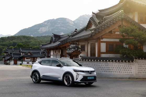 [사진자료1] 세닉 E-Tech 100% 일렉트릭