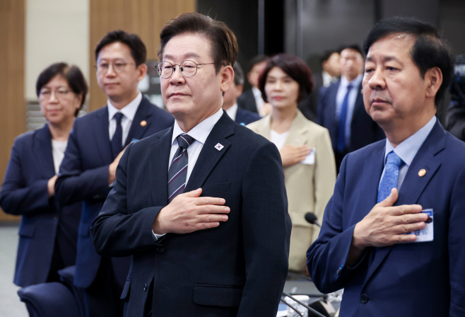 이재명 대통령, 인천에서 바이오 혁신 토론회